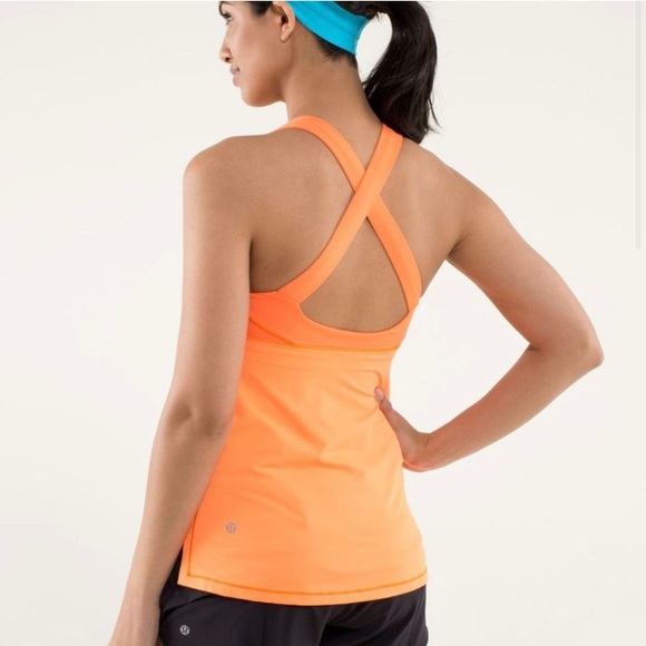 Lululemon White Criss Cross Straps Tank Top. Size 4 - Picture 6 of 10